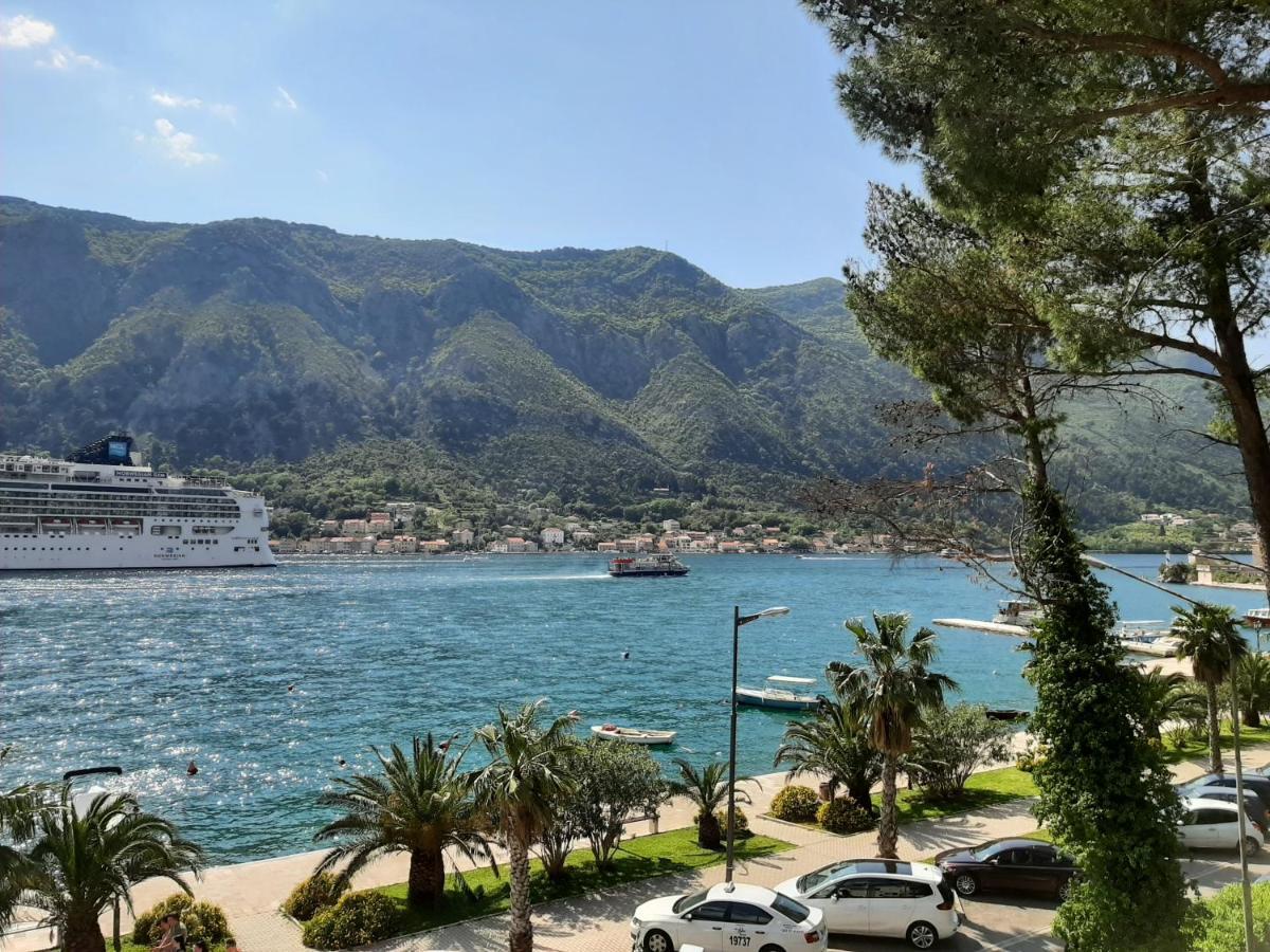 Apartamento Luxury Flat With Amazing View Ines Kotor Exterior foto